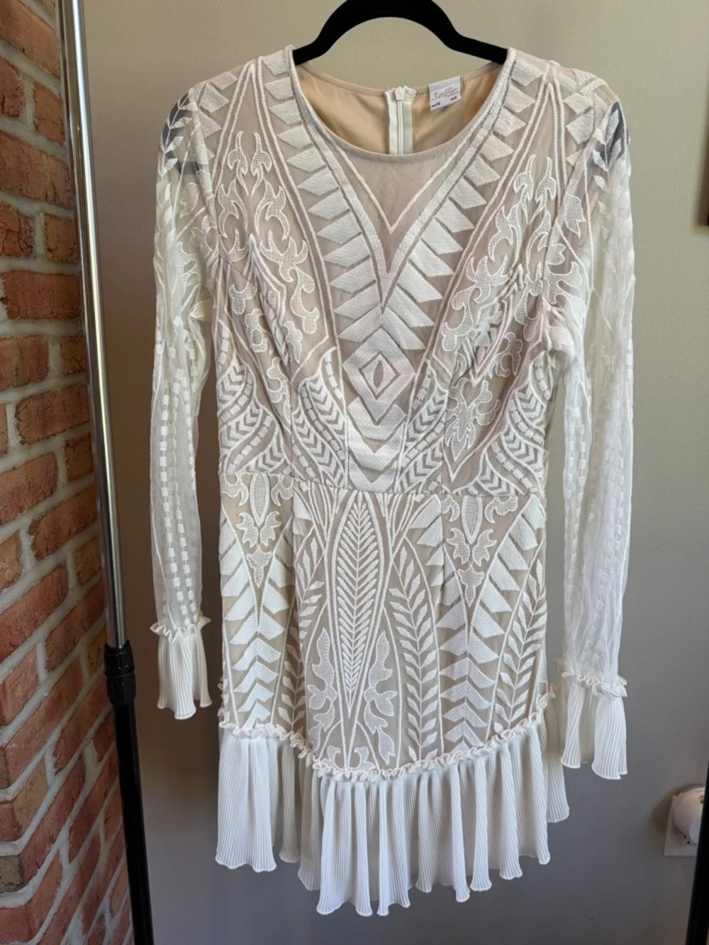 Selfie Leslie White Embroidered Lace Long-Sleeve Dress with pleated ruffle hem - Picture 3 of 8